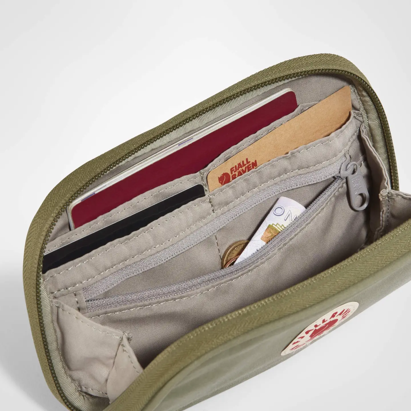 Fjällräven Kanken Travel Wallet - Image 5