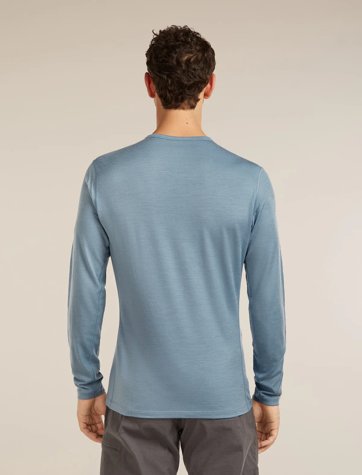 Icebreaker Merino 200 Oasis Long Sleeve Crew Thermal Top (Men's) - Image 11