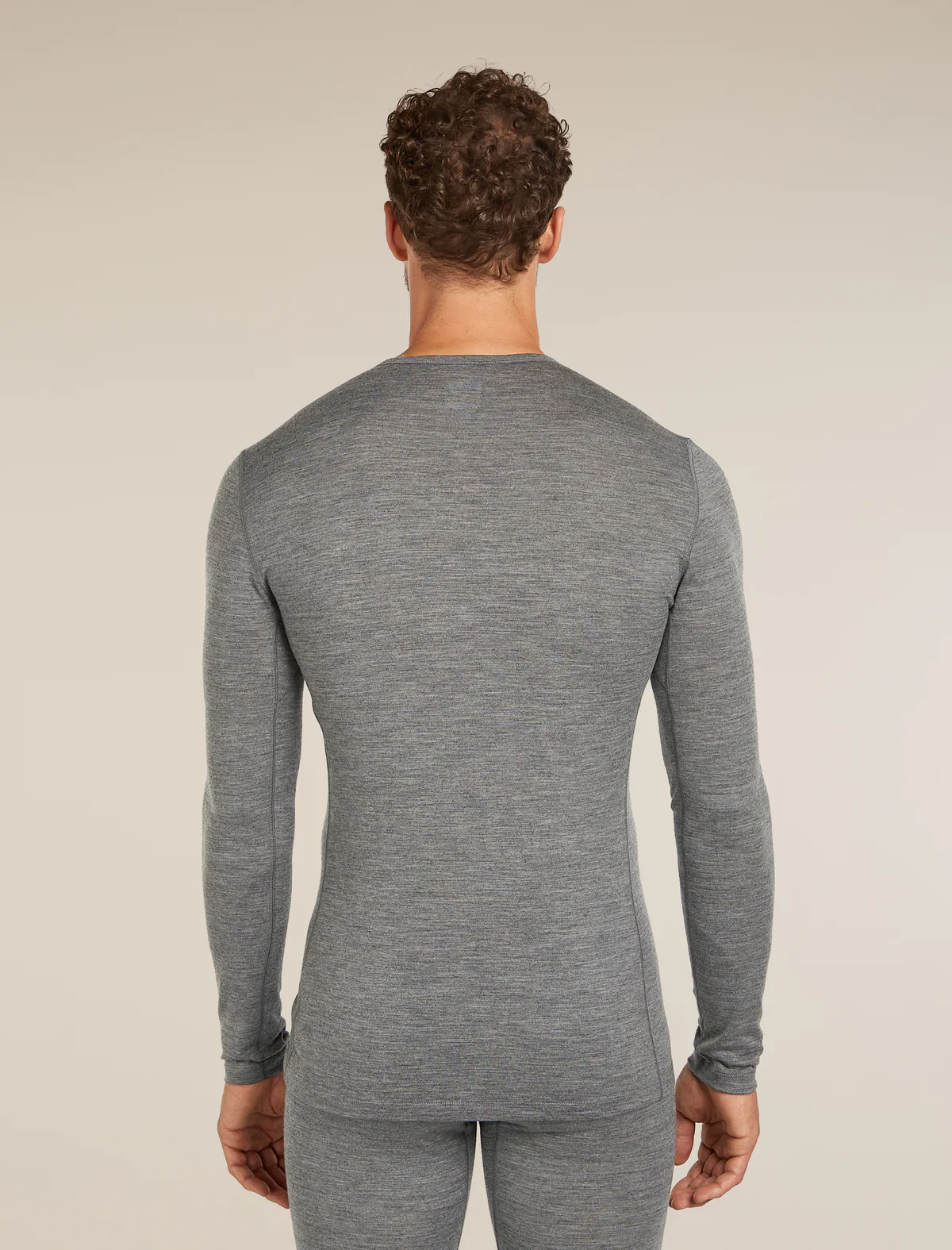 Icebreaker Merino 200 Oasis Long Sleeve Crew Thermal Top (Men's) - Image 15