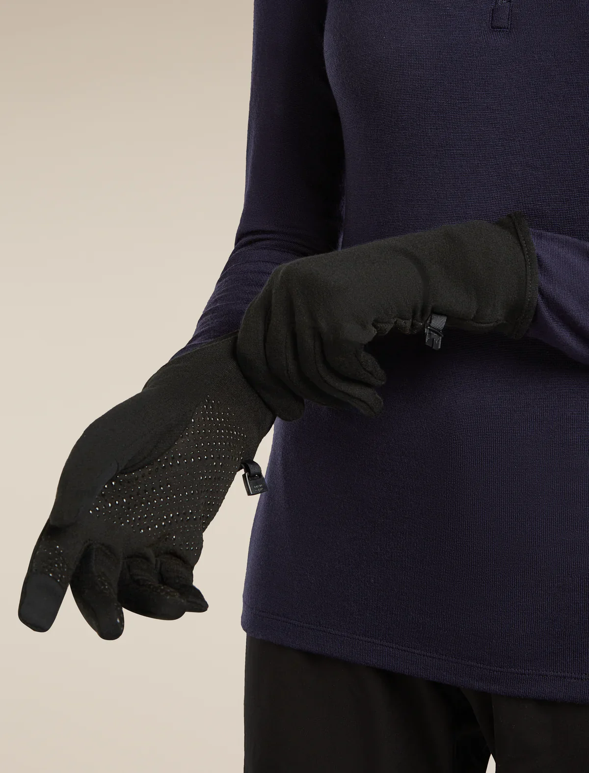 Icebreaker Merino 260 Quantum Gloves (Unisex) - Image 3