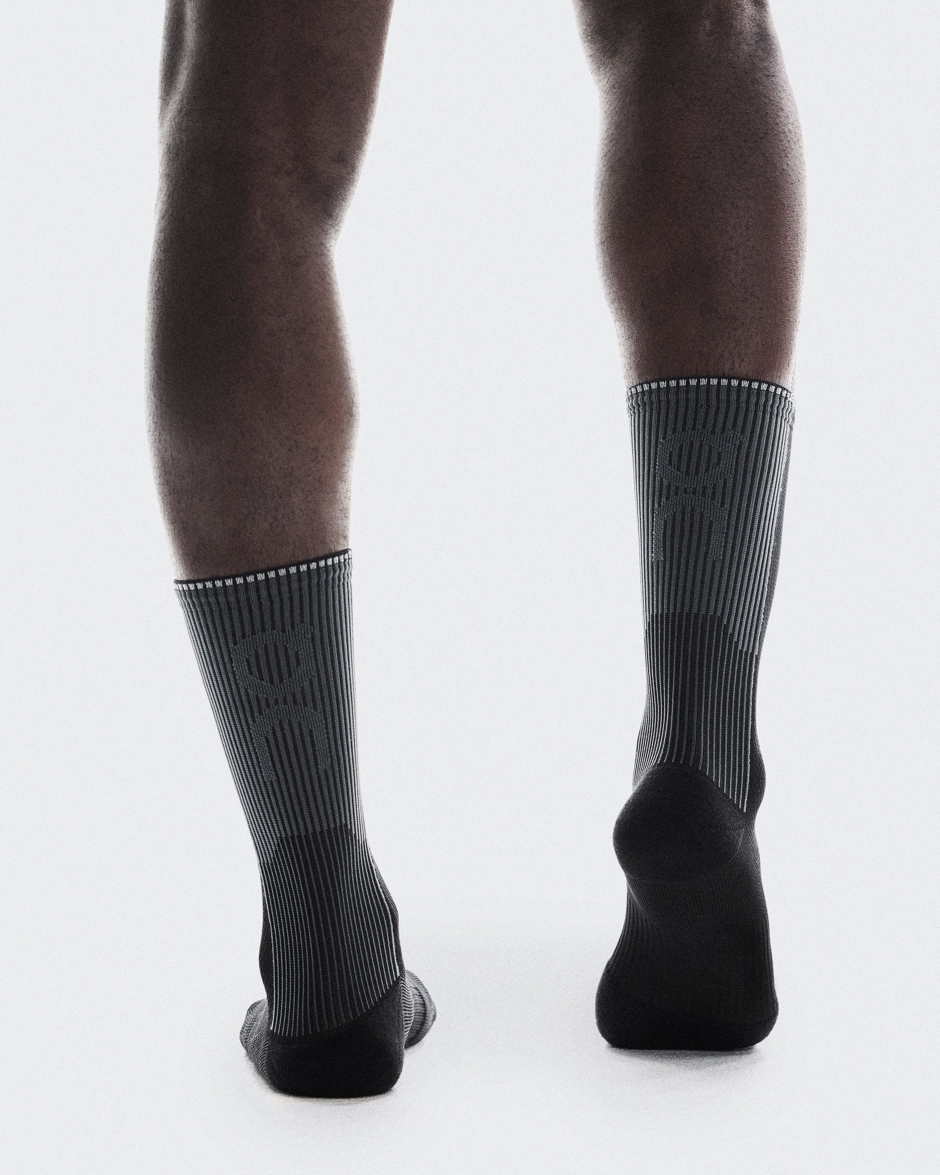 On Performance Run Sock High (Unisex) - Image 3