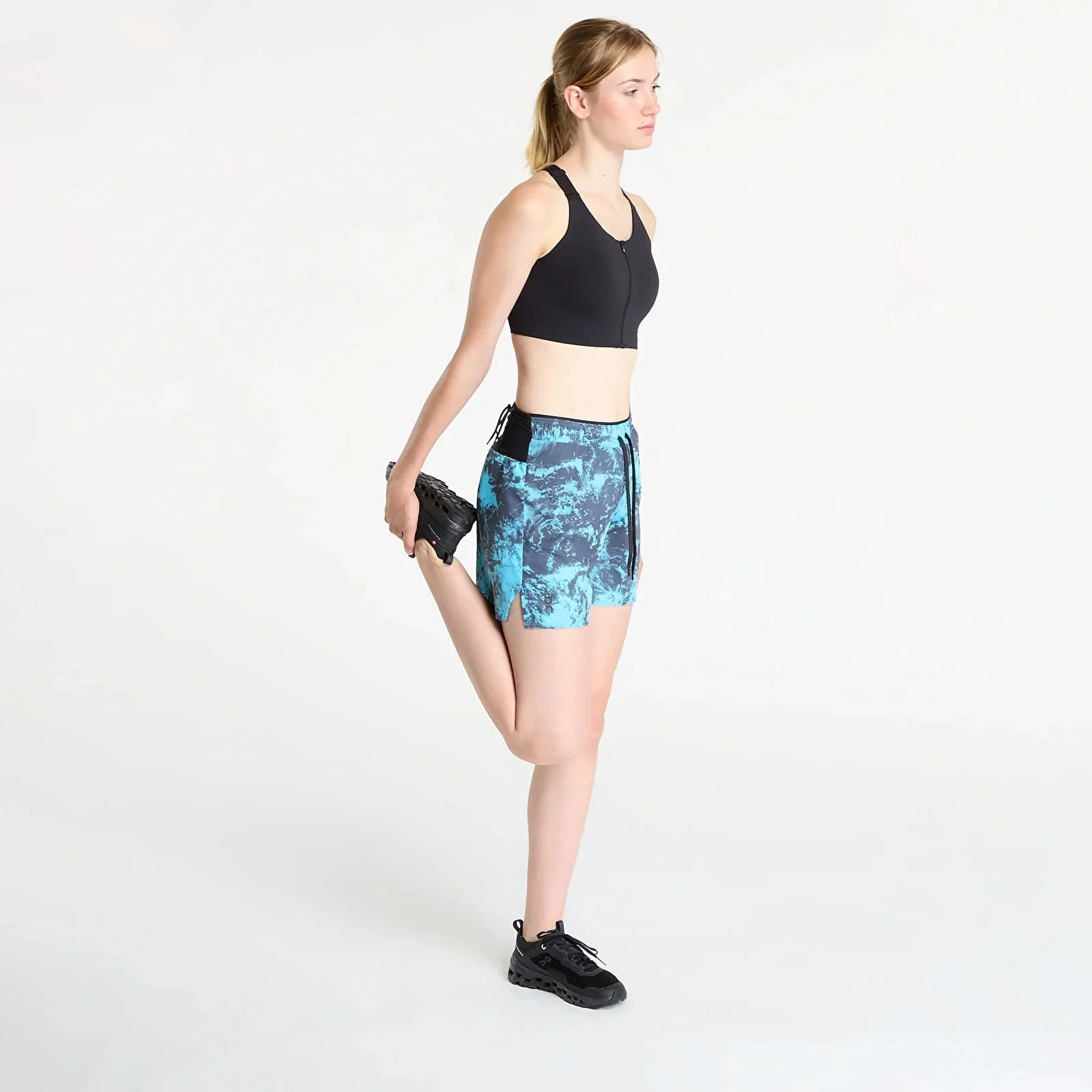 On Trail Shorts (Women's) - Image 3