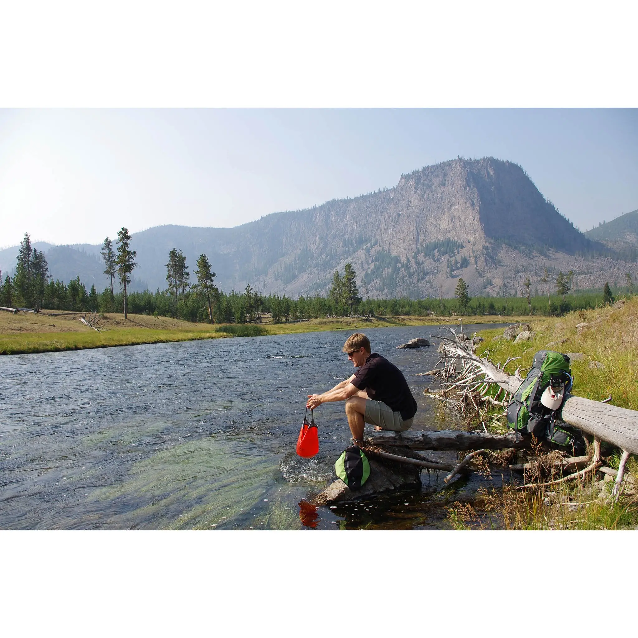 Sea To Summit Ultra-Sil Folding Bucket - Past Season - Image 3